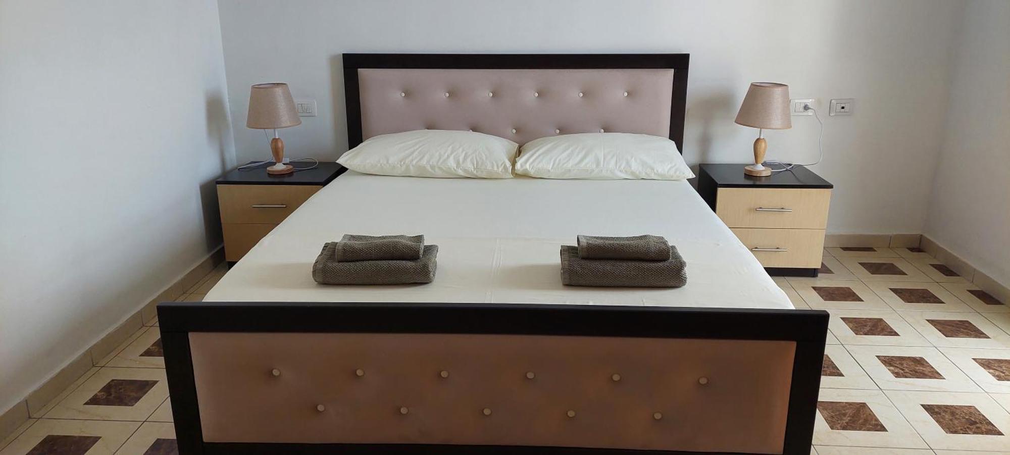 Apartment Tinka In Saranda Экстерьер фото